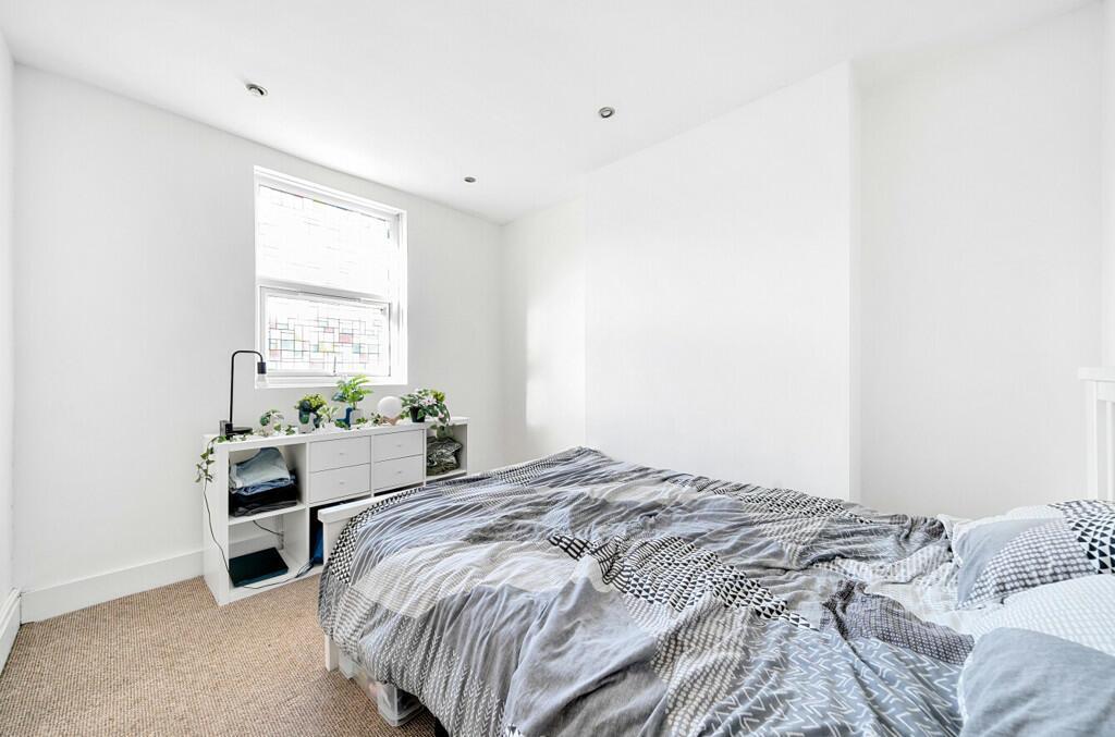 Bedroom 1.jpeg