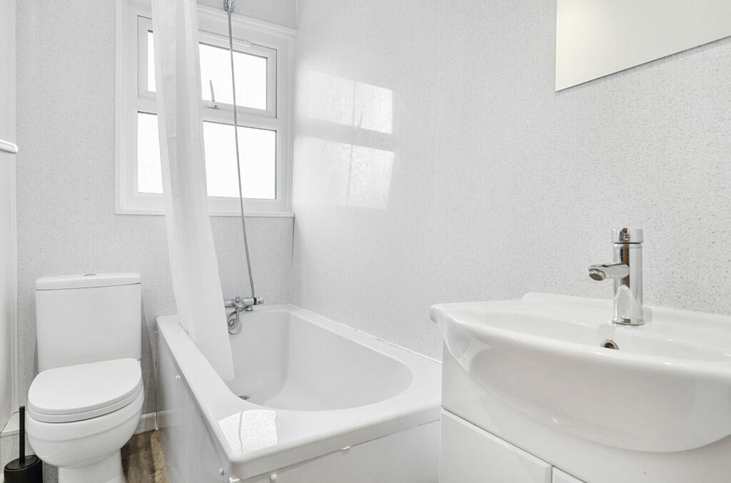 Bathroom.jpeg