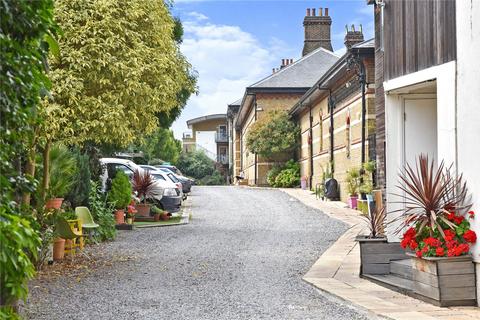 Old Station Way, London, SW4
