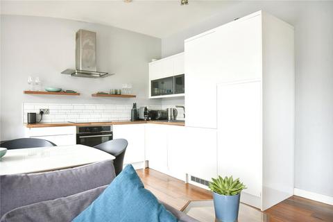 2 bedroom apartment for sale, Old Station Way, London, SW4