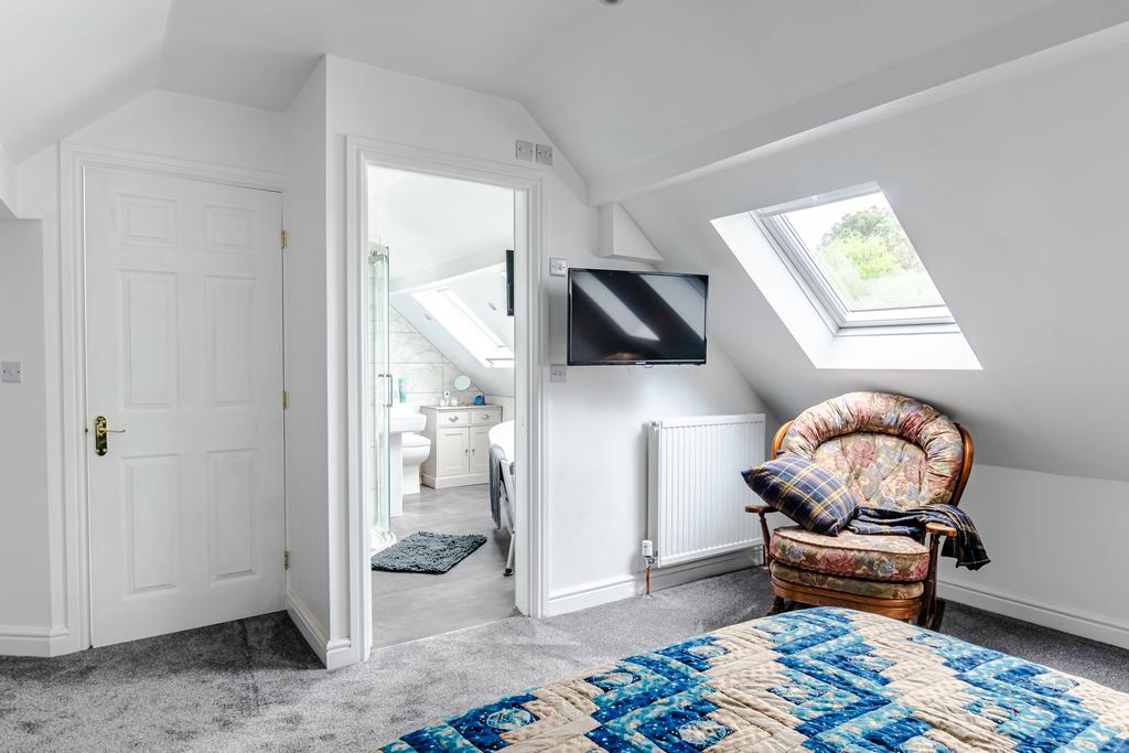 Bedroom4b