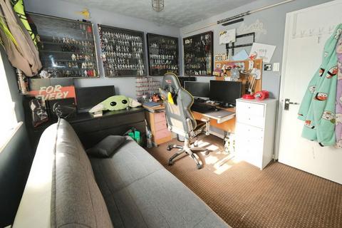11 Boars Tye Road, Silver End, Witham, CM8 3QD