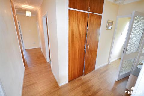 3 bedroom detached bungalow for sale, Highfield Park, Coxhill