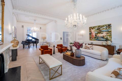 6 bedroom terraced house for sale, St. Georges Square, London, SW1V