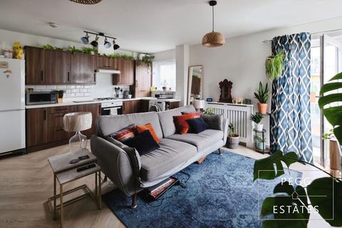 undefined, McKay Avenue, Torquay