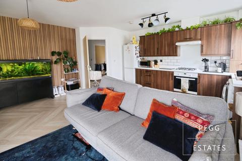 undefined, McKay Avenue, Torquay