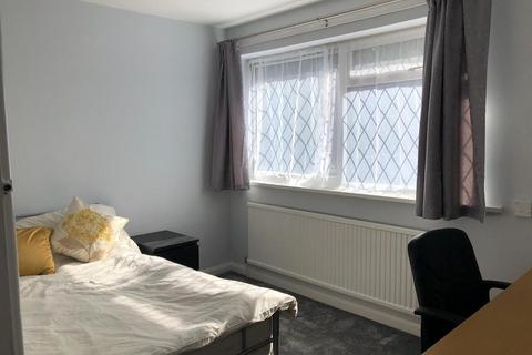 8 bedroom detached house to rent, *£135pppw excl bills!* Arnesby Road, Lenton, Nottingham