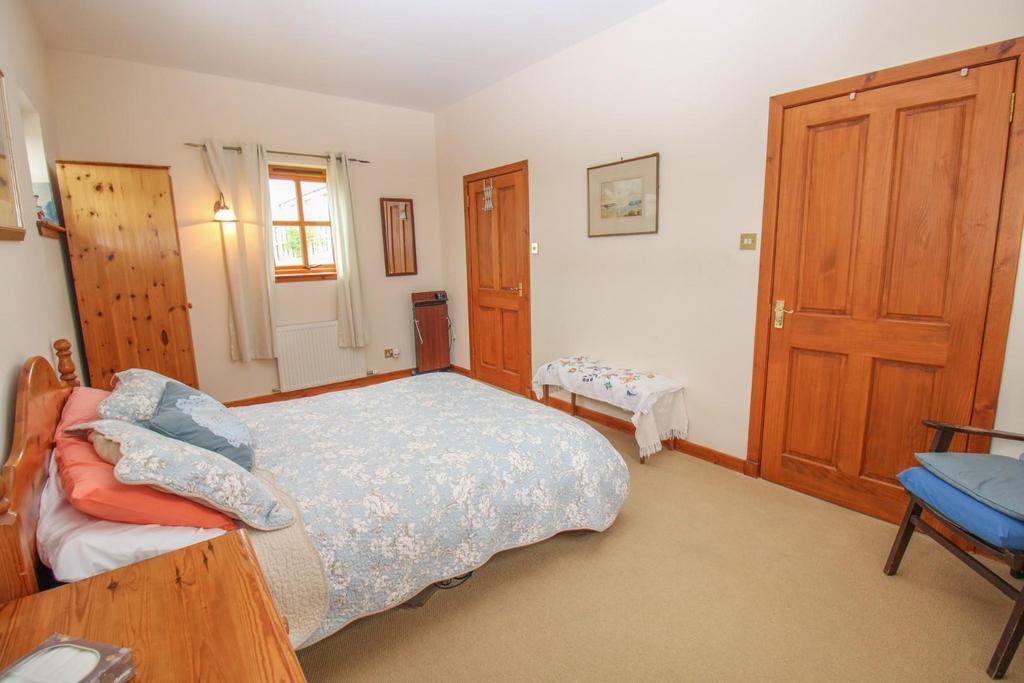 BEDROOM ONE-2.jpg