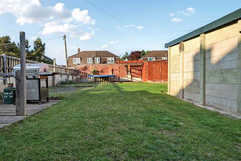 7 Queens Road, Devizes, SN10 5HW