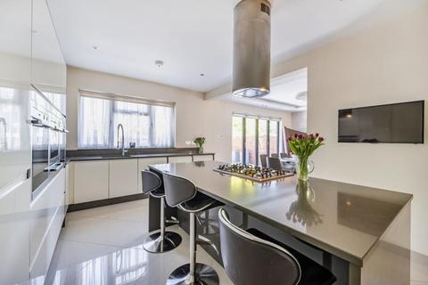 6 bedroom detached house for sale, Ravenscroft Avenue, Wembley, HA9 9TG