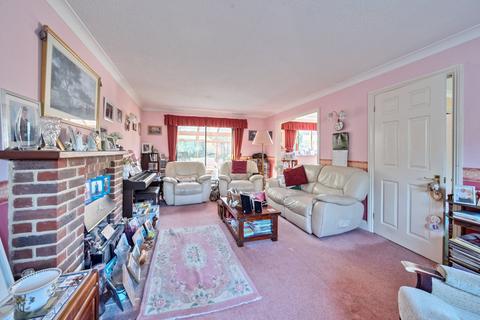 4 bedroom detached house for sale, Magnolia Way, Fleet, Hampshire, GU52
