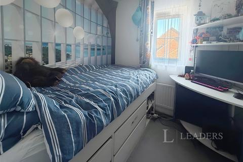 2 bedroom terraced house for sale, Byron Close, Biggleswade, Bedfordshire