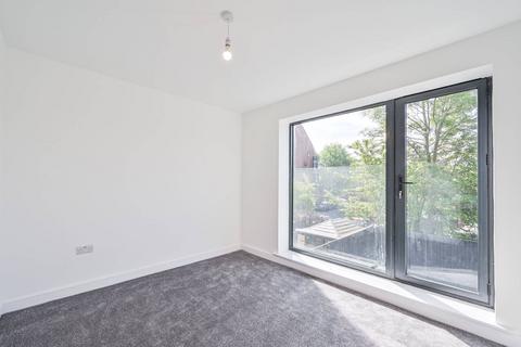 3 bedroom semi-detached house for sale, Victoria Road, New Barnet EN4