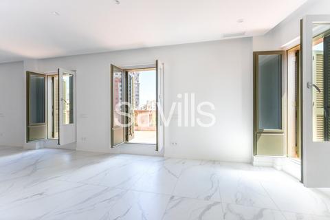 4 bedroom penthouse, Penthouse For Sale In Eixample, Eixample, Barcelona