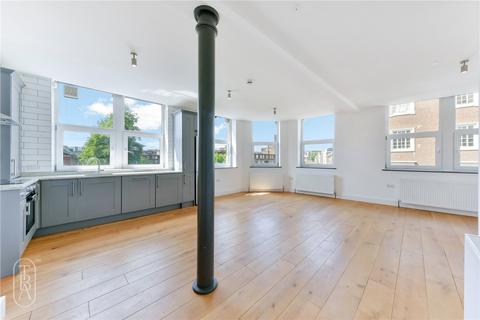 Studio to rent, Goswell Road, London, EC1V