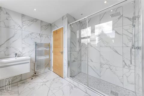 Studio to rent, Goswell Road, London, EC1V