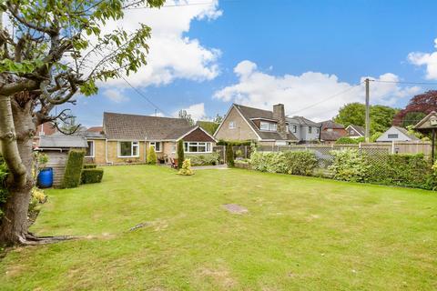 Jays Ville Forge Lane, Whitfield, Dover, CT16 3LA