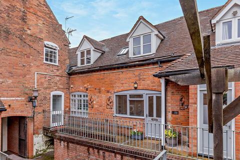 2 bedroom terraced house for sale, The Knibbs, Smith Street, Warwick