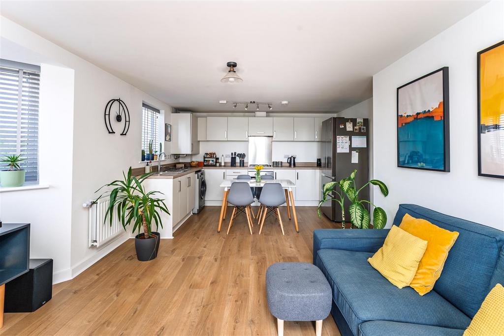 22 Sorrell Place BS34 8 AB -33.jpg