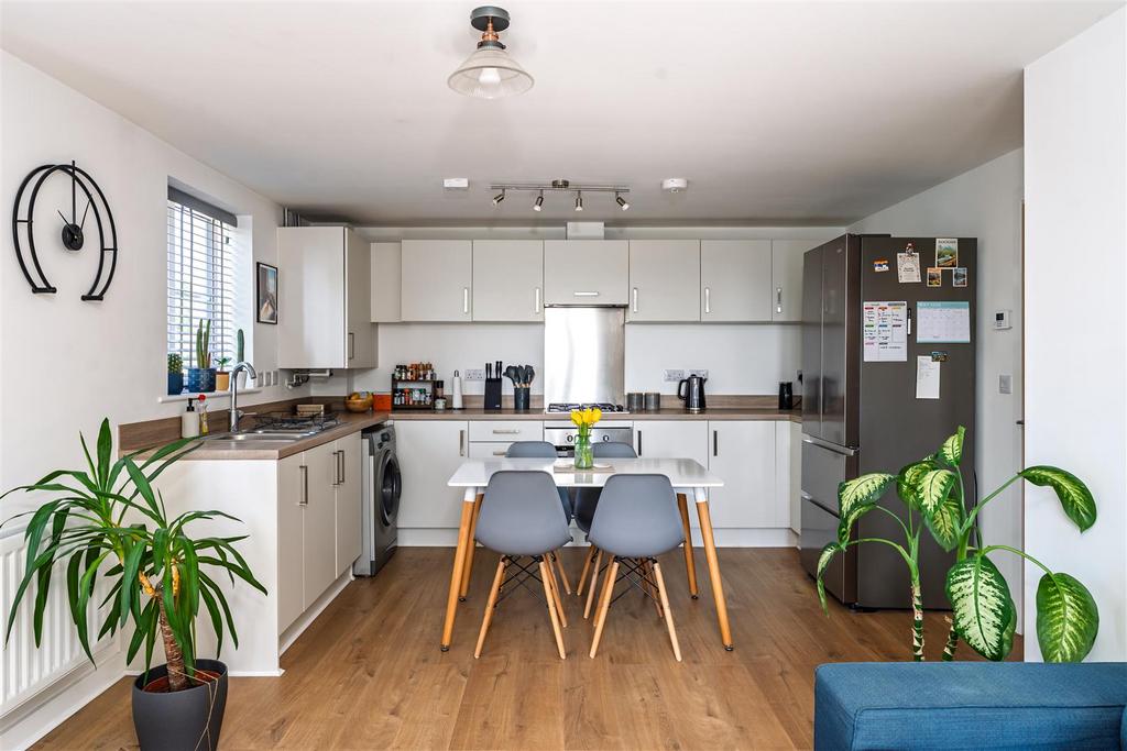 22 Sorrell Place BS34 8 AB -36.jpg