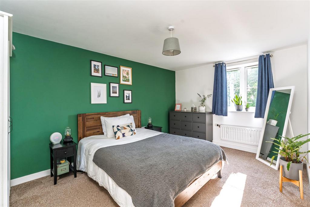 22 Sorrell Place BS34 8 AB -1.jpg
