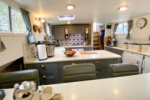 2 bedroom houseboat for sale, Lammas Drive, Staines-upon-Thames TW18