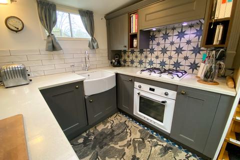 2 bedroom houseboat for sale, Lammas Drive, Staines-upon-Thames TW18