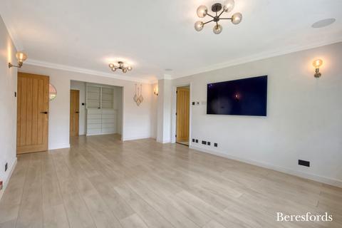 5 bedroom detached house for sale, Widworthy Hayes, Hutton Mount, CM13