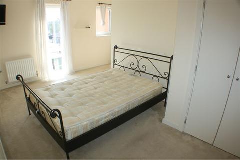 2 bedroom flat for sale, Fortune Avenue, EDGWARE, HA8