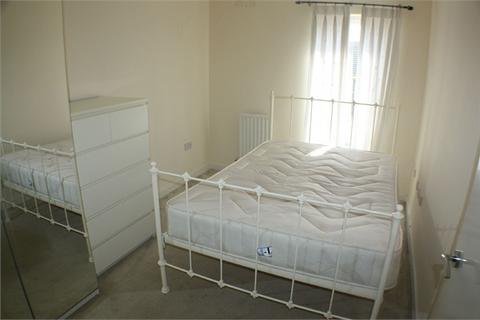 2 bedroom flat for sale, Fortune Avenue, EDGWARE, HA8