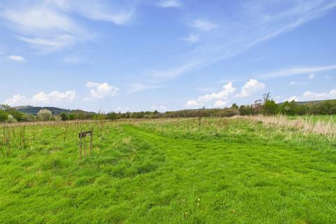 undefined, Maesmawr, Caersws