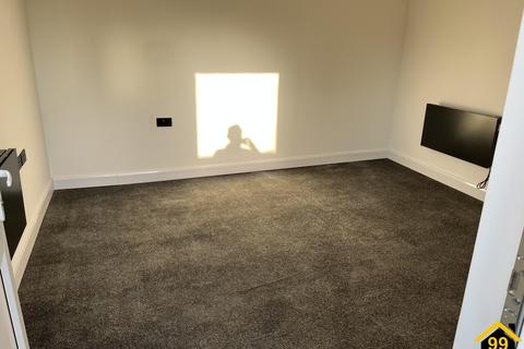 Office to rent, High Street, Braunston, Daventry, northamptonshire, NN11