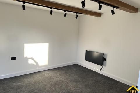 Office to rent, High Street, Braunston, Daventry, northamptonshire, NN11