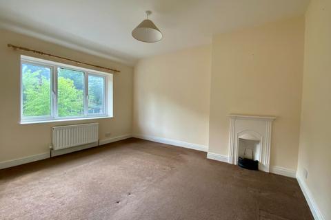 8 Belper Road, Ashbourne, DE6 1BB