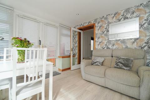 26 Bute Crescent, Old Kilpatrick, Glasgow, G60 5AW