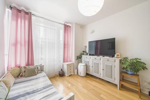 2 bedroom flat for sale, Kingscourt Road, Streatham, London, SW16