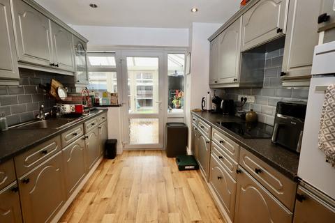 3 bedroom terraced house for sale, Wolsey Close, Wells