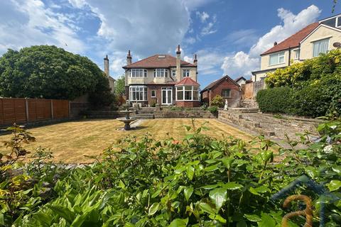 4 bedroom detached house for sale, Rotten Row Southport PR8 1RU