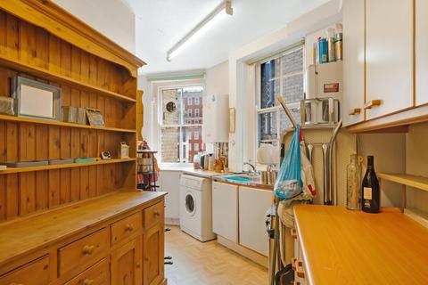 2 bedroom apartment for sale, Clarence Gate Gardens, Glentworth Street, London, NW1
