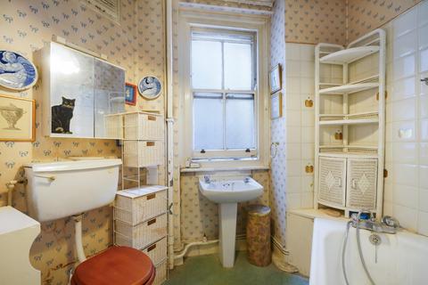 2 bedroom apartment for sale, Clarence Gate Gardens, Glentworth Street, London, NW1