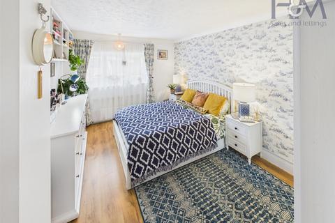 7 Nightingale Walk, Stevenage, SG2 0QE