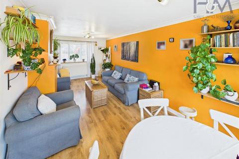 7 Nightingale Walk, Stevenage, SG2 0QE
