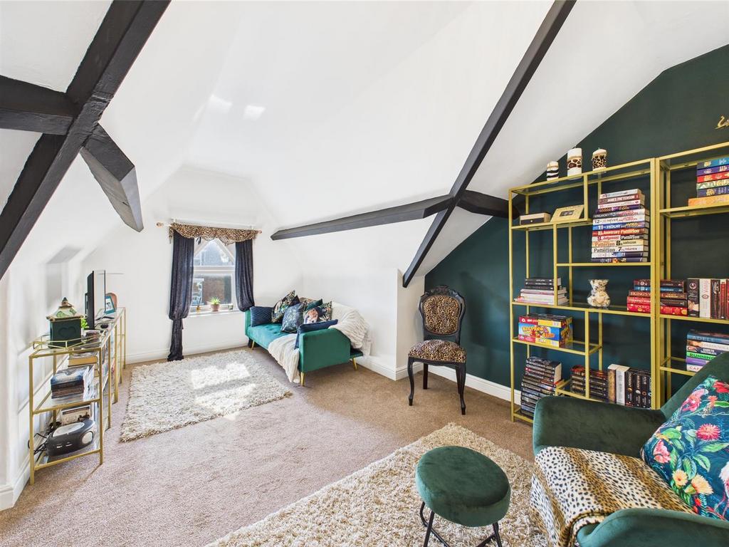 Bedroom: