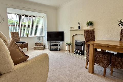 1 bedroom retirement property for sale, Oxford Court Oxford Road, Ansdell, Lytham St Annes