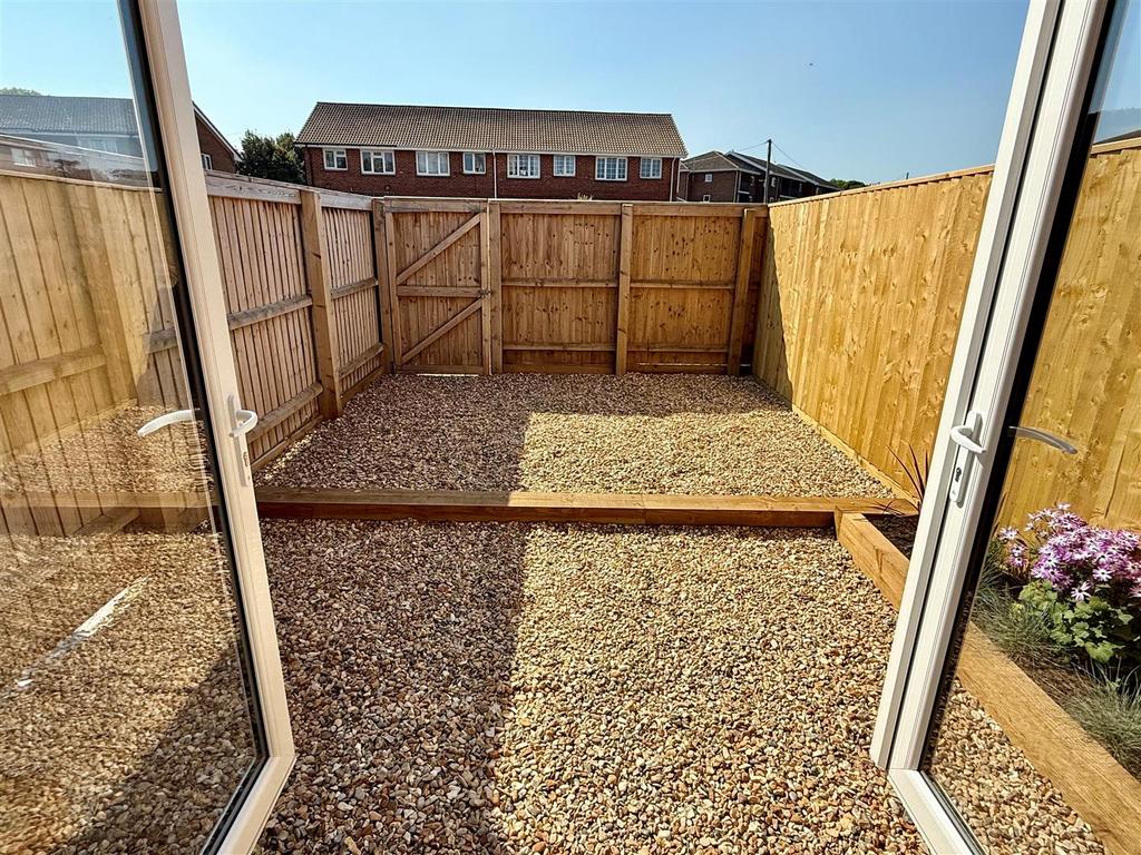 Rear Garden 1.jpg
