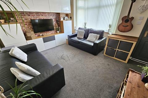 24 Croft Down Road, Solihull, B92 9BD