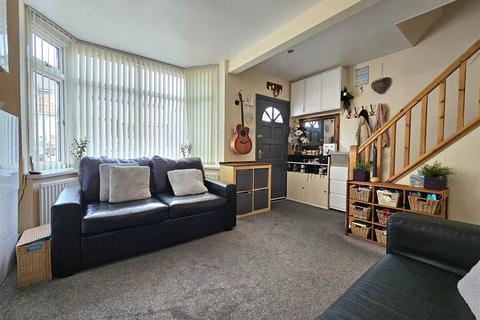 24 Croft Down Road, Solihull, B92 9BD