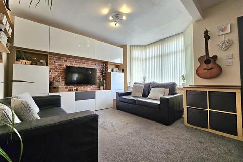 24 Croft Down Road, Solihull, B92 9BD