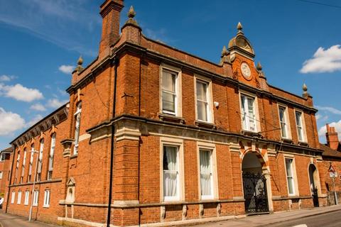 2 bedroom flat for sale, Newbury,  Berkshire,  RG14
