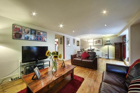 2 bedroom flat for sale, Newbury,  Berkshire,  RG14